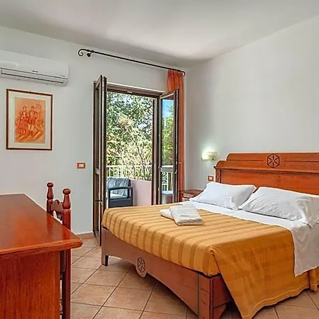 Ispinigoli 3*